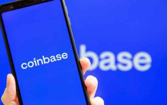 Coinbase Confirms 'No Financing Exposure' to Bankrupt Crypto Firms Celsius, Voyager, Three Arrows Capital