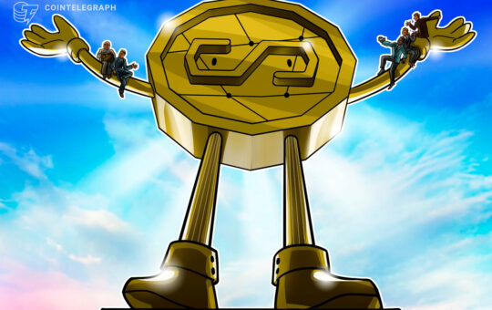 Aave DAO approving overcollateralized stablecoin splits crypto community