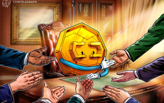 Ripple CEO comments on Crypto Leaks, denies funding law firm to target others
