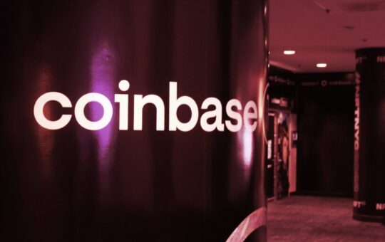 Coinbase Suffers ‘Major Outage’ for Customers With US Bank Accounts