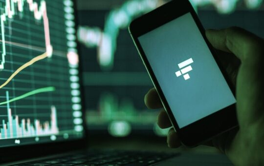 FTT, BNB Prices Soar After Binance Agrees to Acquire FTX
