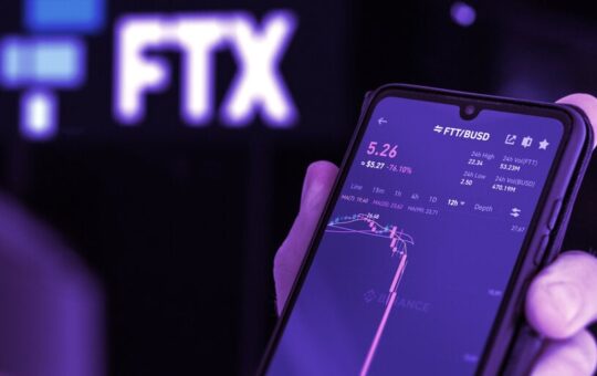 This Week in Coins: FTX Goes Broke, Bitcoin Falls to Two-Year Low