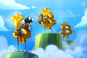 Bitcoin holds $28K due to spot buying, but institutional investors are still selling