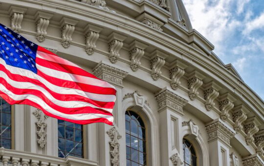 Bitcoin and Ethereum Rise as U.S. Lawmakers Scramble to Dodge Historic Debt Default