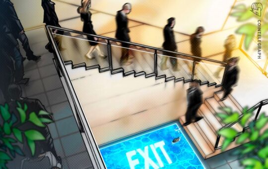 Binance fully exits Russia with sale to CommEX