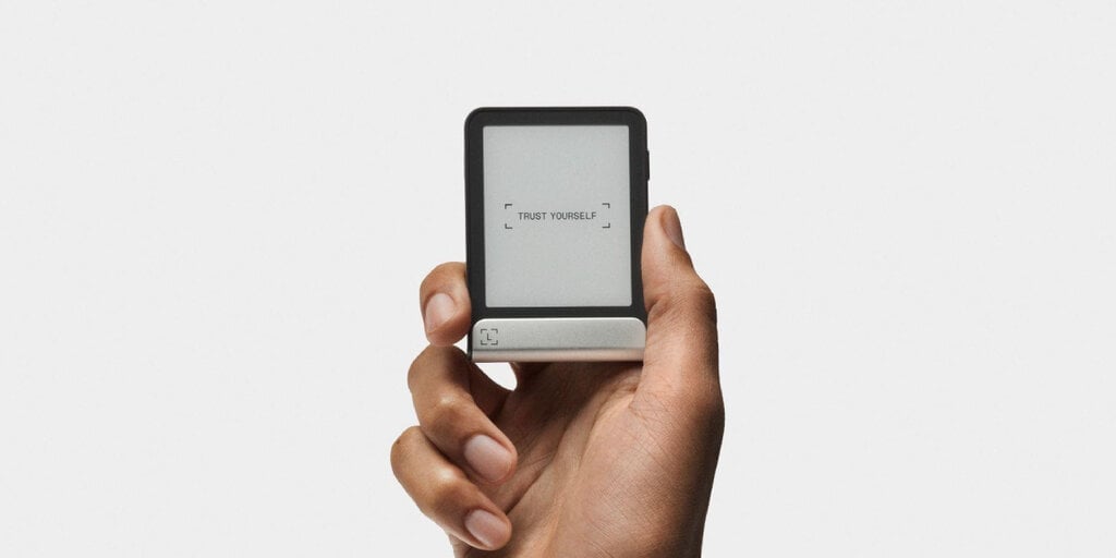 Ledger Reveals New E Ink Touchscreen Flex Wallet