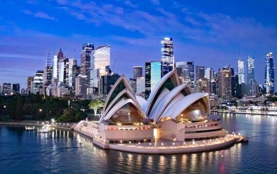 Australia Unveils New Crypto Regulations, Pledges Action on Debanking