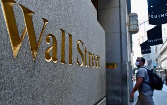 American Bitcoin to Go Public Through Merger with Gryphon Digital