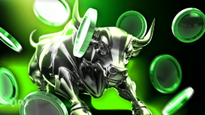 Altcoin Season 2025? Analysts Spot Early Bull Signals