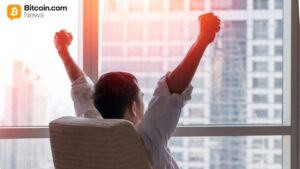 Ether ETFs Lead Weekly Gains as Bitcoin and Solana Stay Green