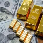 Political Tensions Lift Gold as Bitcoin’s Rally Fades