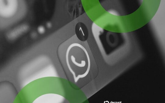 Russia Moves to Block WhatsApp, Pushes 100M Users to State-Controlled 'Surveillance App'