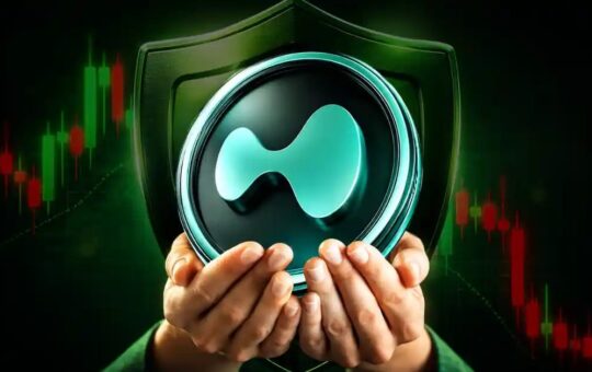 Hyperliquid Whales Buy the Dip — Can HYPE Price Avoid a Breakdown Below $60?