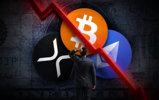 Bitcoin, Ethereum, and Altcoin Crash as $1.7B Got Liquidated